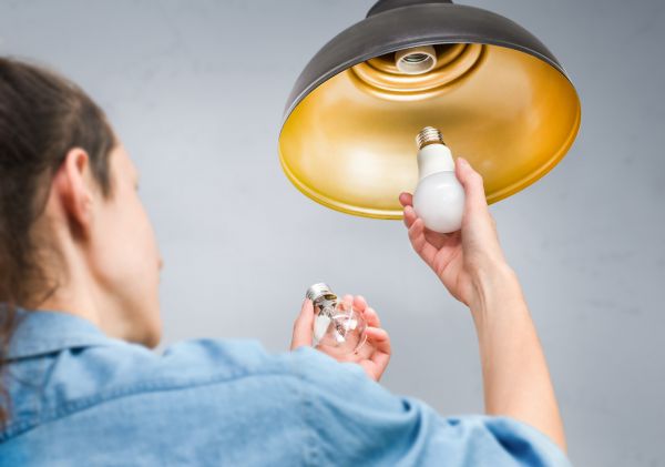 Cost of Light Bulb Replacement in Parker