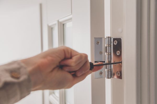 Cost of Hinge Repair in Parker