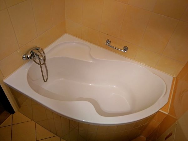Cost of Tub Handrail Installation in Parker